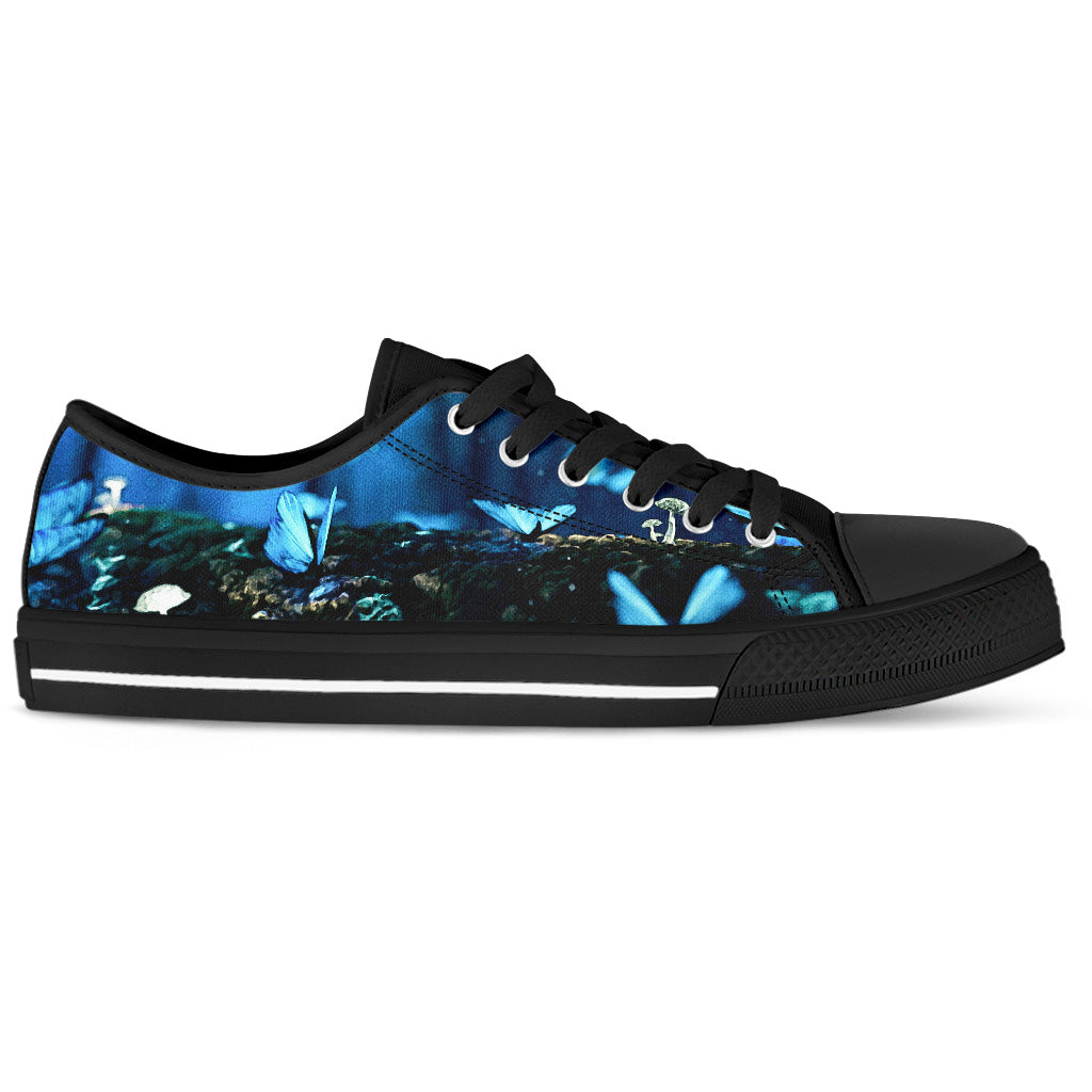 Women's Low Tops Blue Butterflies Animal Sneakers