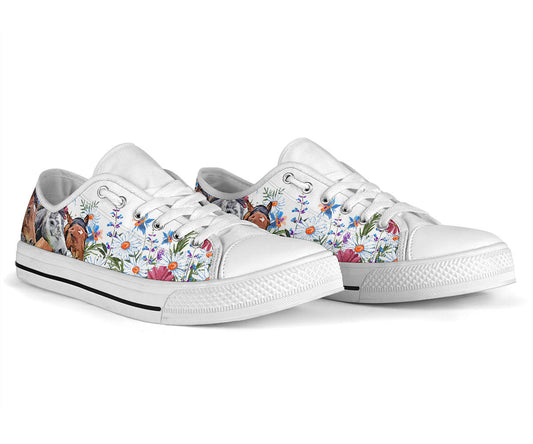 Horse and Flowers Women's Low Tops Sneakers