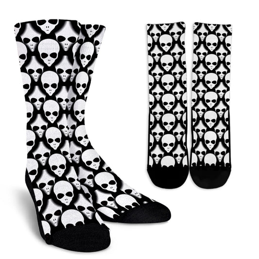 Take Me To Your Leader Women Crew Socks Black With Aliens