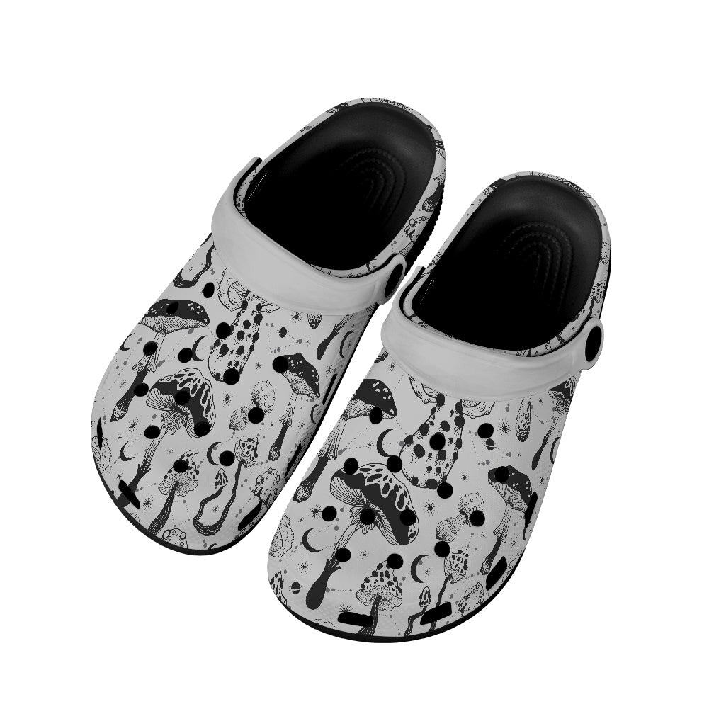 Black White Mushrooms Women's Clogs Black Sole