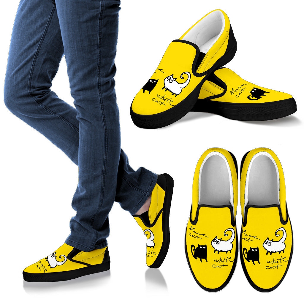 Black and White Cat on Yellow Women's Slip Ons