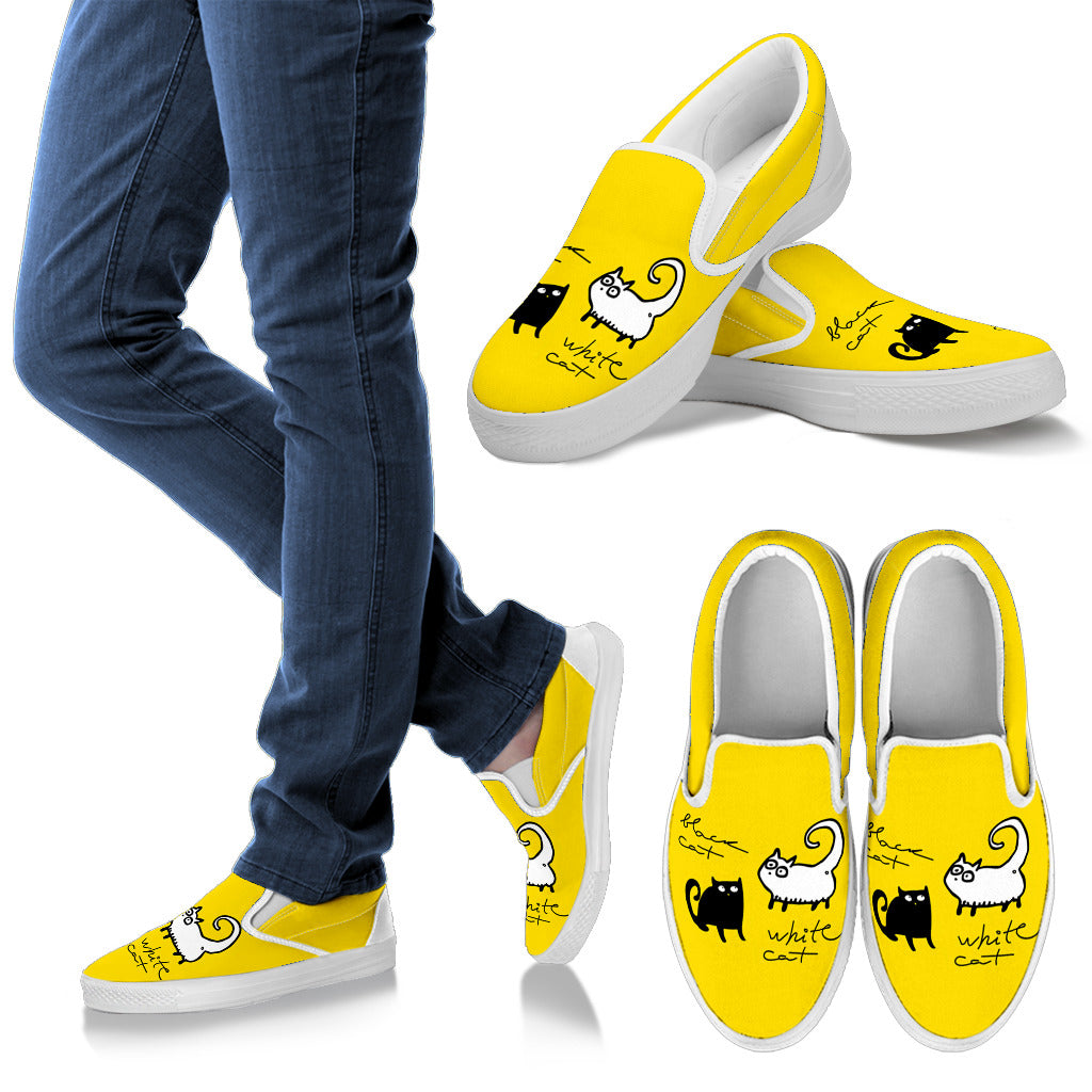 Black and White Cat on Yellow Women's Slip Ons