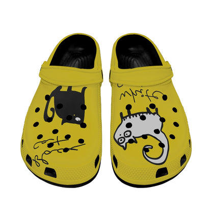 Black and White Cat on Yellow Women's Clogs Style Black Sole