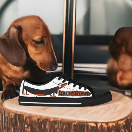 Dachshund Love Women's Low Top Sneakers