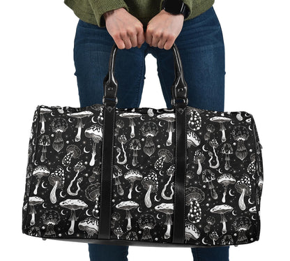 Black White Mushrooms Women's Travel Bag