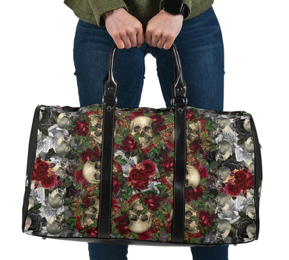 Skulls and Roses on Silver Old Carpet Women's Travel Bag