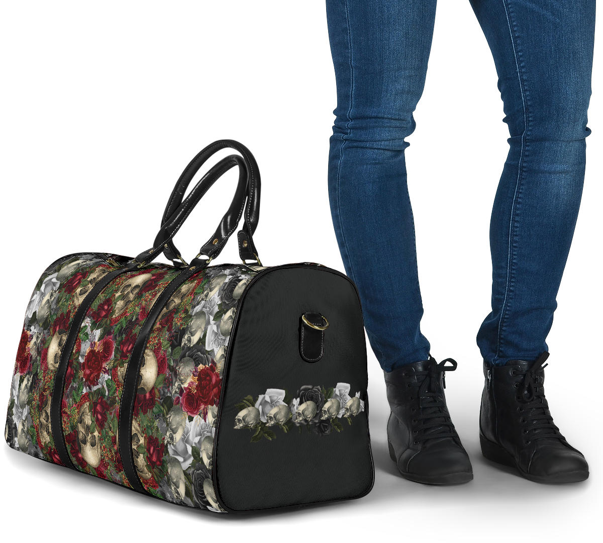 Skulls and Roses on Silver Old Carpet Women's Travel Bag